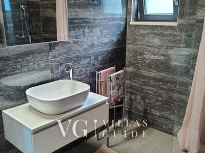 Villa Bohemia Bathroom