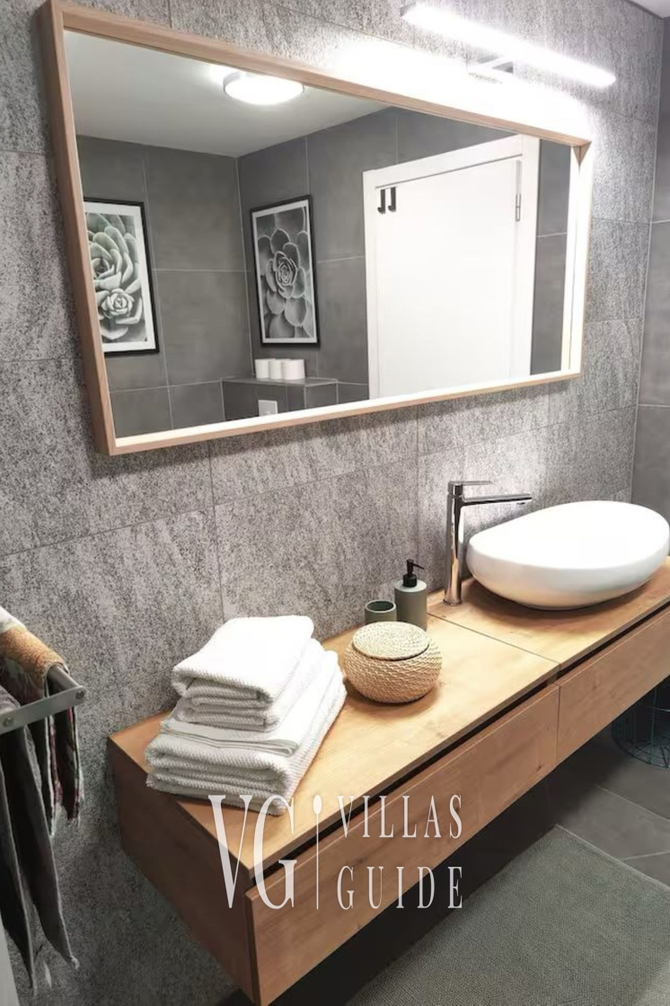 Villa Bohemia Bathroom