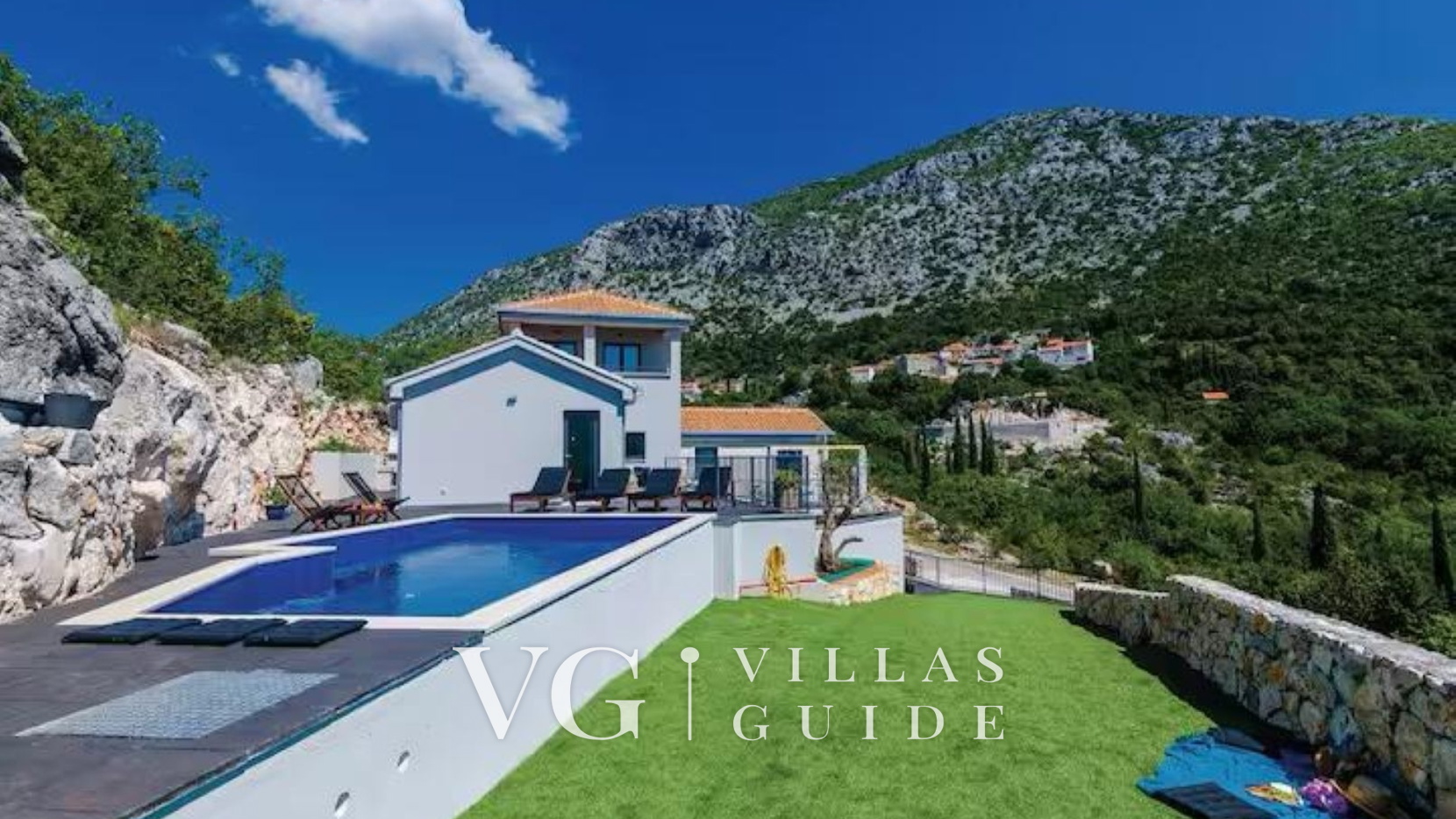 Villa Bohemia Garden and property exterior