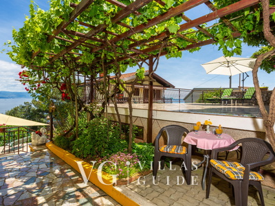 Apartment Milena 3 Opatija Lovran Garden and property exterior