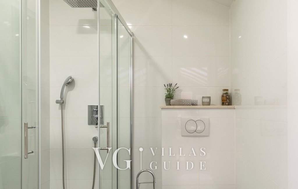 Villa MiaMare Bathroom