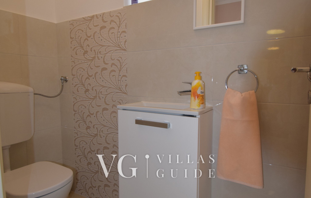 Villa Takale Guest toilet