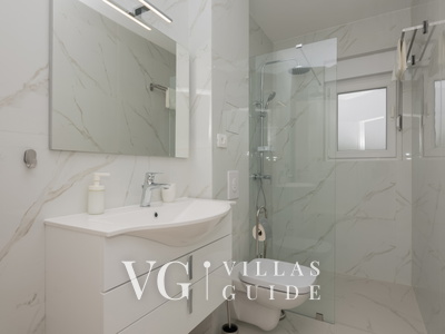 Villa Neda 5*** Makarska-Glavina Donja Bathroom