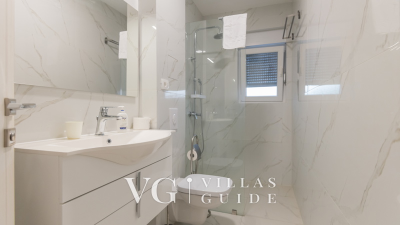 Villa Neda 5* Makarska-Glavina Donja Kupaonica