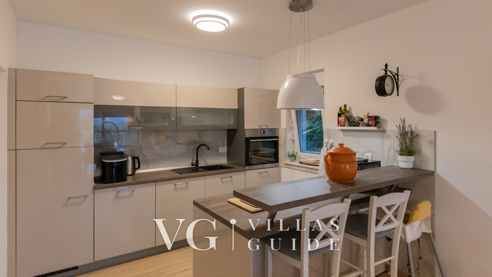 Villa Neda 5* Makarska-Glavina Donja Kuhinja