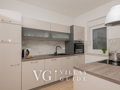 Villa Neda 5*** Makarska-Glavina Donja