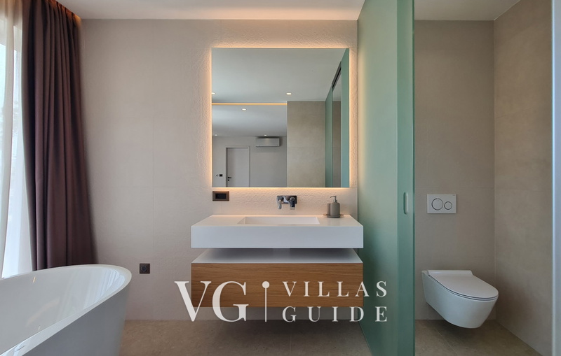 Villa Lux Natura Bathroom