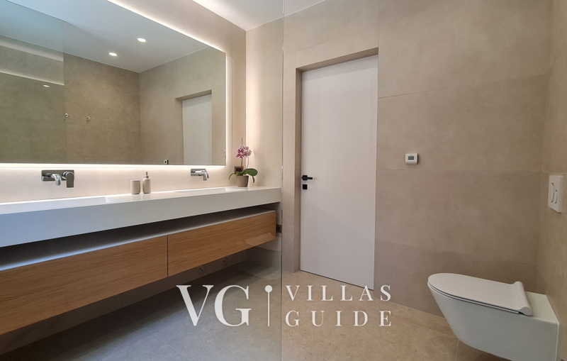 Villa Lux Natura Bathroom