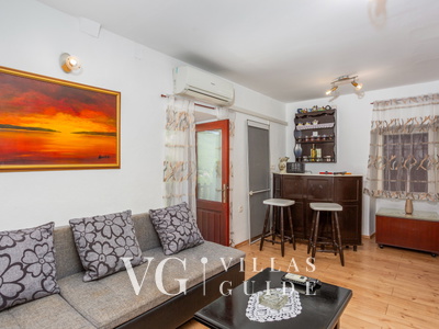 Villa Mirjana with pool Opatija Living room