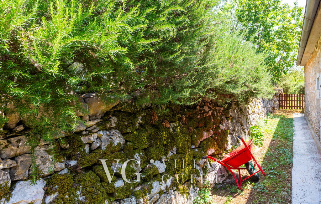 Villa Mirjana with pool Opatija Microlocation