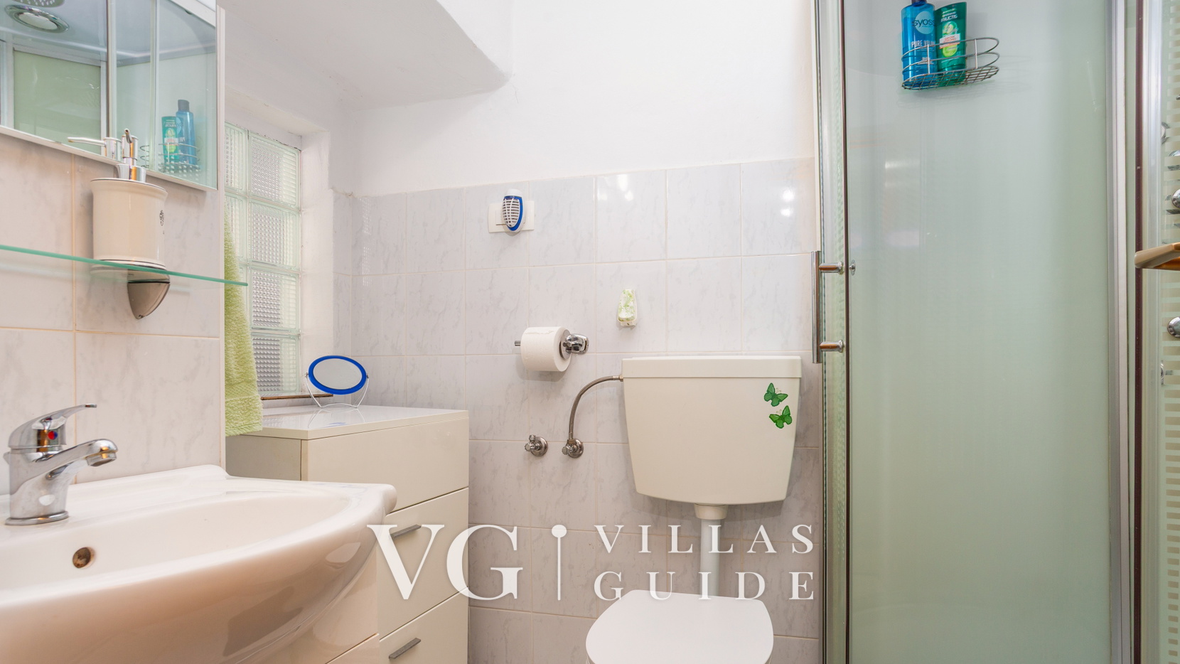 Villa Mirjana with pool Opatija Kupaonica