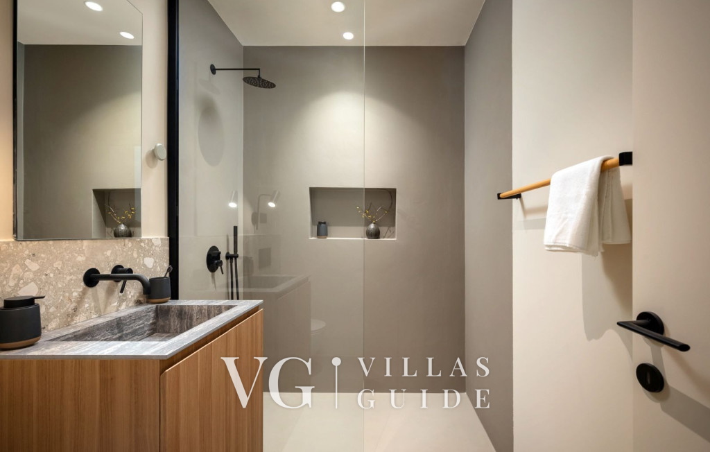 Villa bOX Bathroom
