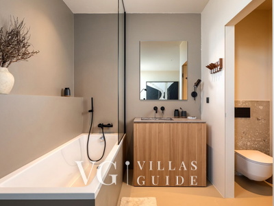 Villa bOX Bathroom