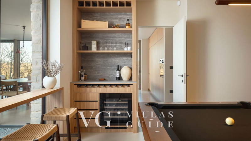 Villa bOX Additional content