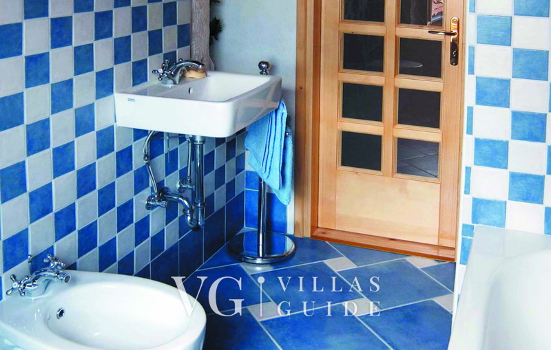 Villa Morus Bathroom