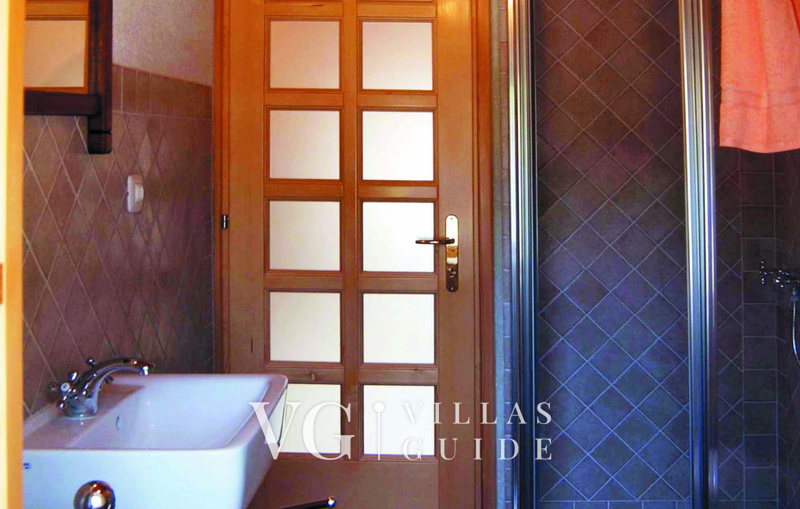 Villa Morus Bathroom