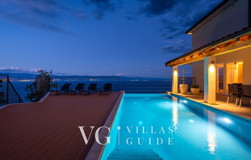 Holiday home Villa Aria with pool Piscina