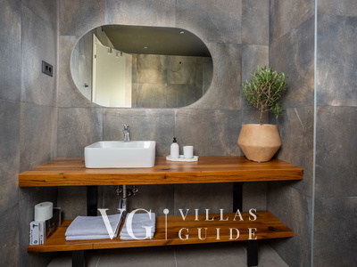 Holiday home Villa Aria with pool Bathroom