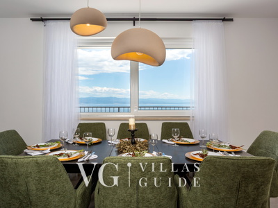 Holiday home Villa Aria with pool Kuhinja