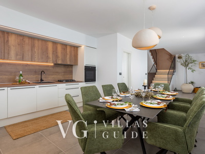 Holiday home Villa Aria with pool