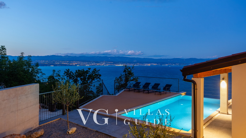 Holiday home Villa Aria with pool Piscina