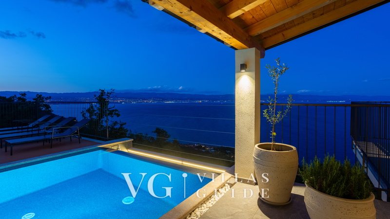 Holiday home Villa Aria with pool Piscina