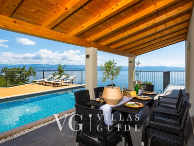 Holiday home Villa Aria with pool