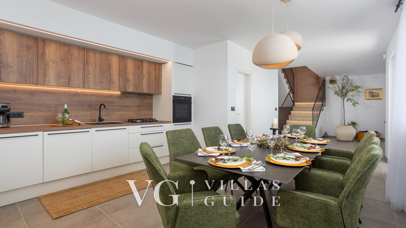 Holiday home Villa Aria with pool