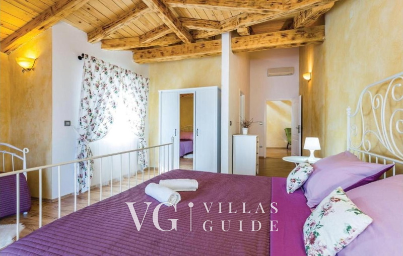 Holiday home Villa Bella with pool Bedroom