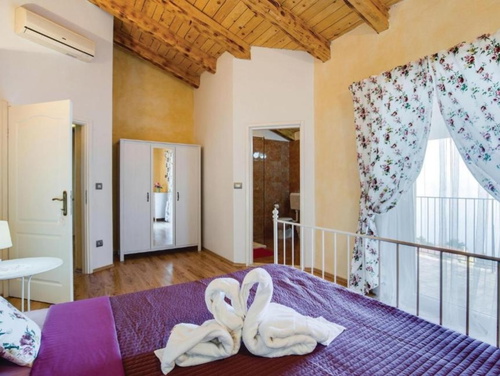 Holiday home Villa Bella with pool