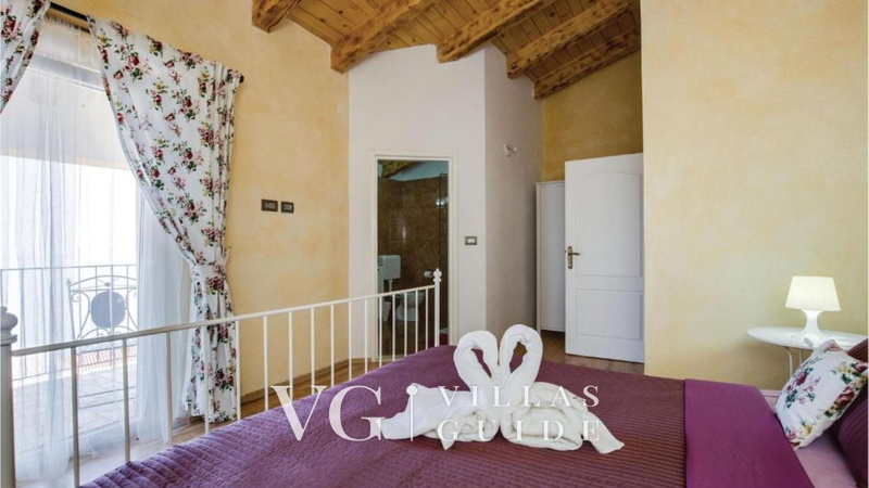 Holiday home Villa Bella with pool Bedroom