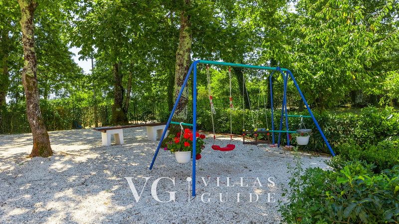 Vila Verde Additional content