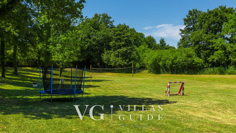 Vila Verde Additional content