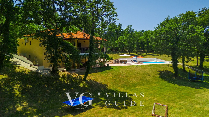 Vila Verde Garden and property exterior