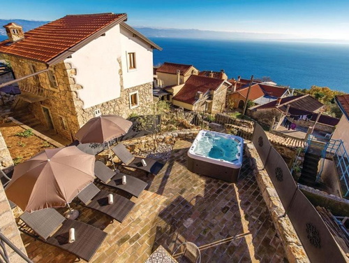 Holiday home villa Zora with outdoor whirpool