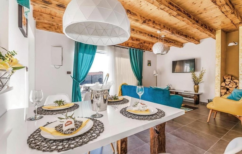 Holiday home villa Zora with outdoor whirpool