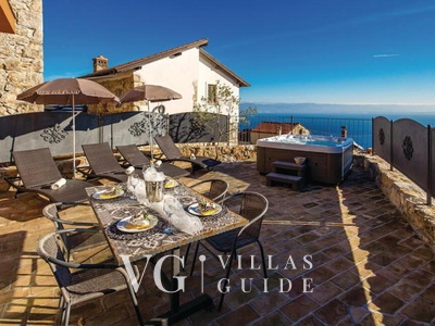 Holiday home villa Zora with outdoor whirpool