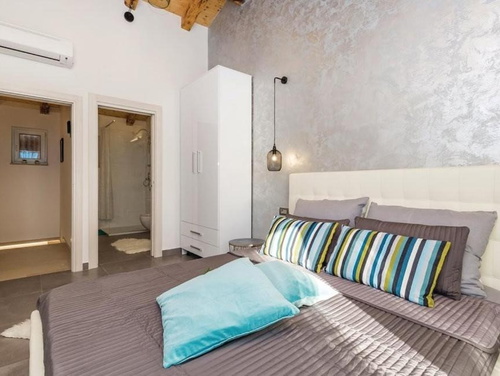 Holiday home villa Zora with outdoor whirpool