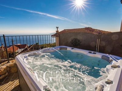 Holiday home villa Zora with outdoor whirpool wellness