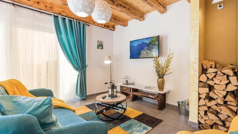 Holiday home villa Zora with outdoor whirpool