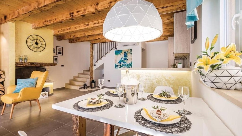Holiday home villa Zora with outdoor whirpool