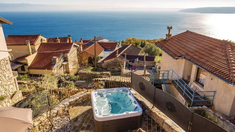 Holiday home villa Zora with outdoor whirpool