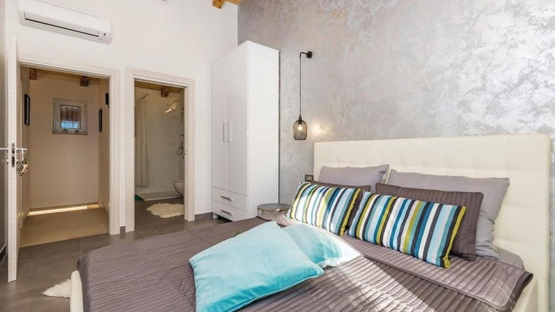 Holiday home villa Zora with outdoor whirpool