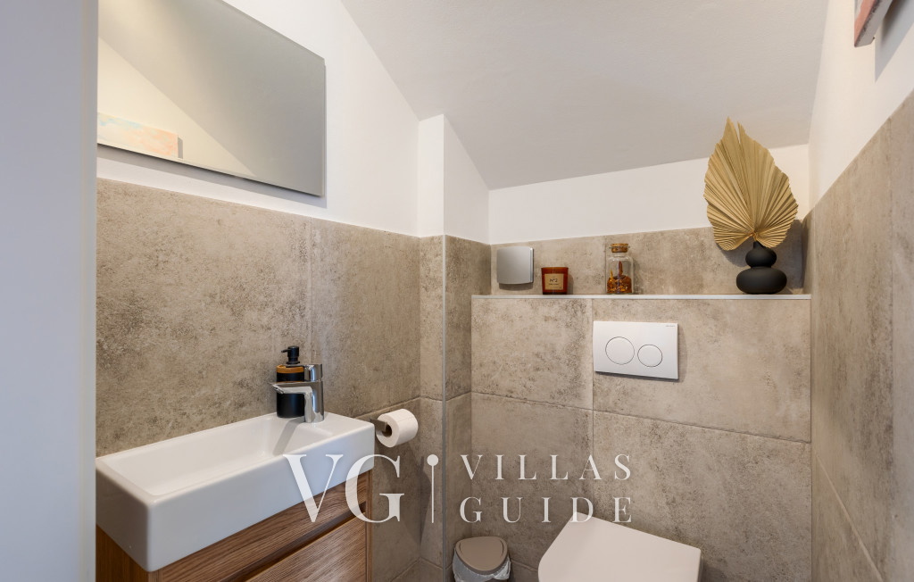 Villa Sunčana Strana Guest toilet