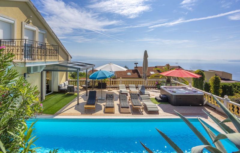 Holiday home Marijana with pool & whirpool