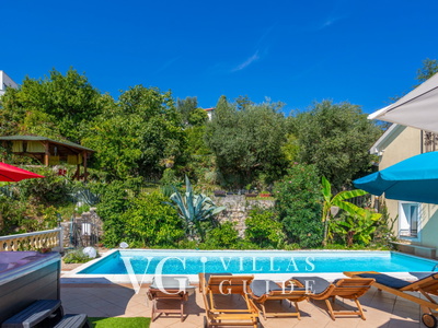 Holiday home Marijana with pool & whirpool Bazen