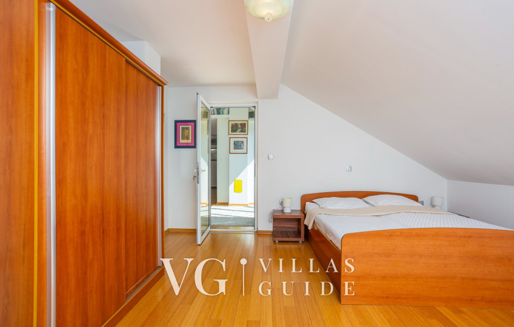 Holiday home Marijana with pool & whirpool Bedroom