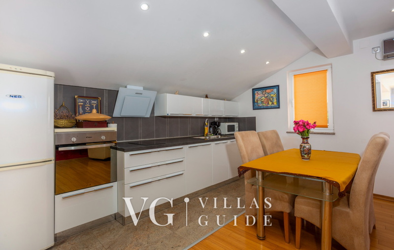 Holiday home Marijana with pool & whirpool Kitchen