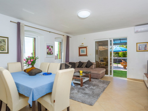 Holiday home Marijana with pool & whirpool