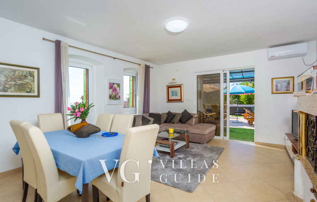 Holiday home Marijana with pool & whirpool